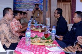 PUTAT MENGIKUTI LOMBA DESA WISATA